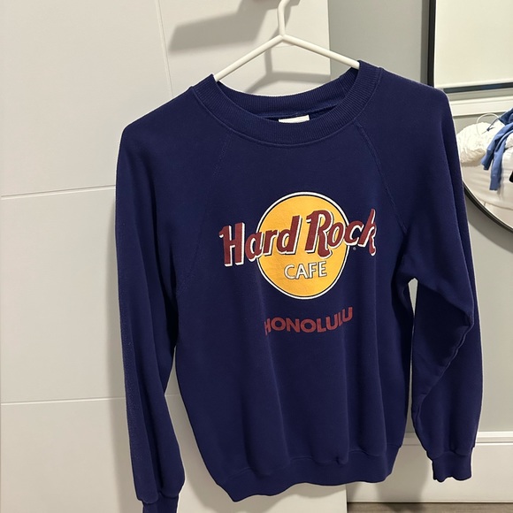 Authentic vintage “Hard Rock Honolulu” crewneck. - Picture 2 of 2